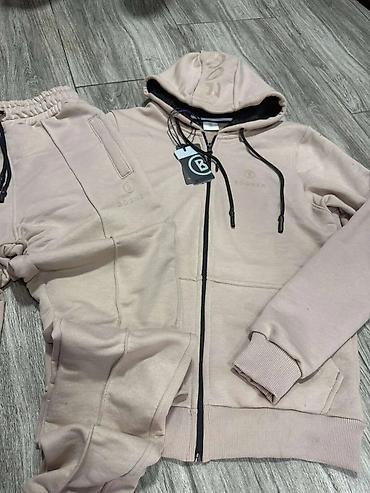 Trenerke: Trenerka Boss, bоја - Crna — 19