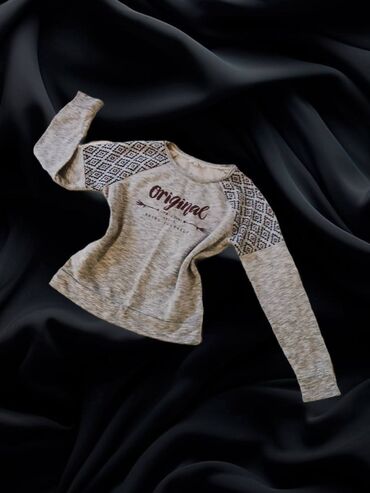 Majice dugačkih rukava: Majice, bluze po 400 dinara🟨 — 17