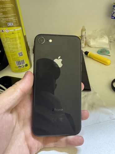 телефоны в рассрочку без процентов: IPhone 8, Б/у, 64 ГБ, Черный, Защитное стекло, 73 %