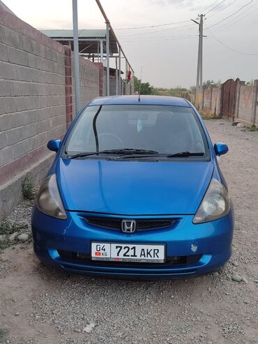 самая дорогая машина в кыргызстане: Honda Fit: 2003 г., 1.5 л, Вариатор, Бензин, Хетчбек
