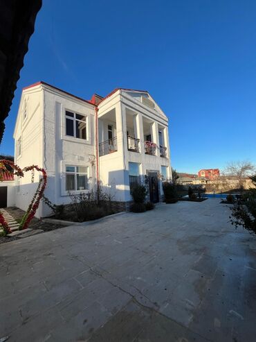 Günlük kirayə evlər: 250 kv. m, 5 otaqlı, Qaz, İşıq, Su — 13