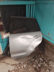купить саженцы павловнии в бишкеке: Дверь Задняя левая Toyota, Б/у, Оригинал