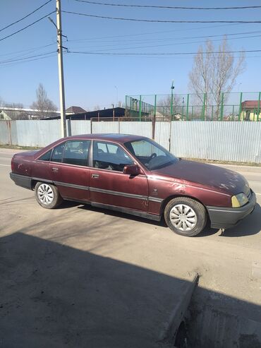 Opel: Opel Omega: 1989 г., 2 л, Механика, Бензин, Седан