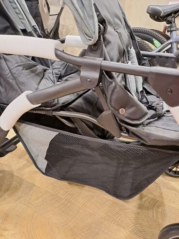 Əkizlər üçün arabalar: Əkizlər üçün araba, Kidilo, Yeni, Yaş: 12-18 ay, Ödənişli çatdırılma — 13