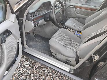 124 e500: Mercedes-Benz W124: 1990 г., 2.5 л, Автомат, Дизель, Седан — 9