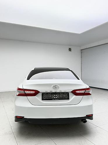 corolla 2016: Toyota Camry: 2018 г., 2.5 л, Автомат, Бензин, Седан — 7