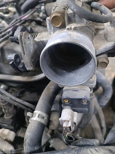 дросселя: Дроссельная заслонка Toyota 1999 г., Б/у, Оригинал, Япония — 3