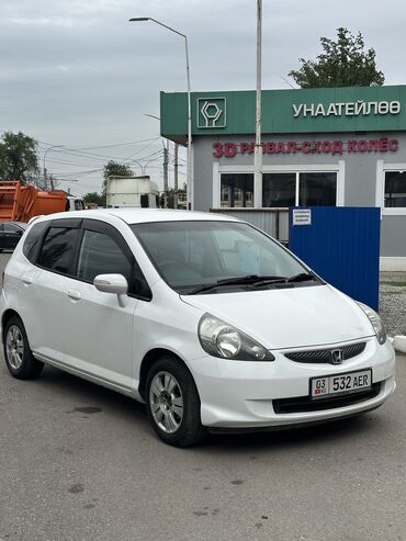 фит америка: Honda Fit: 2004 г., 1.3 л, Вариатор, Бензин, Хэтчбэк