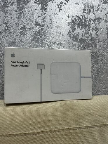 apple komputer: Adapter Apple, Yeni