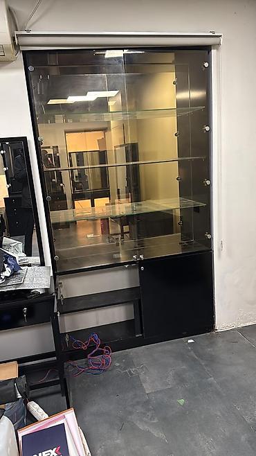 Salon, tibbi mebel: Gözəllik salonu üçün mebel və avadanlıq dəsti Tərkib: - İşıqlı vizaj — 6