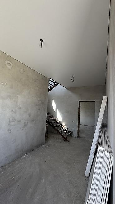 Продажа коттеджей и домов: Срочно ‼️ Продаю двухэтажный кирпичный дом на участке 4 сотки (20×20) — 9