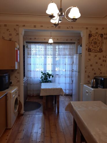 Uzunmüddətli kirayə mənzillər: Bakıxanovda tam mərkəzdə yerləşir. Ciddi alıcılar ətraflı məlumat üçün — 2