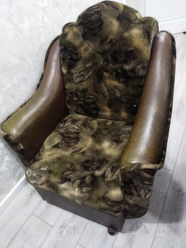 sobsan sedef boya: Divan, Divan