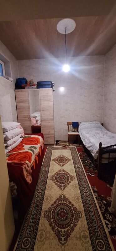 Həyət evləri və villaların satışı: Həyət evi 4 otağ zal və mətbəx ev Sabunçuda yerləşir 155 nöm Məktəbin -da lalafo.az — 12 Həyət evləri və villaların satışı: Həyət evi 4 otağ zal və mətbəx ev Sabunçuda yerləşir 155 nöm Məktəbin — 12