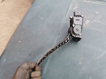 Auto delovi: Pedala gasa elektronska Lada 21214i Nivu . Polovno, ocuvano. Skinuto — 11