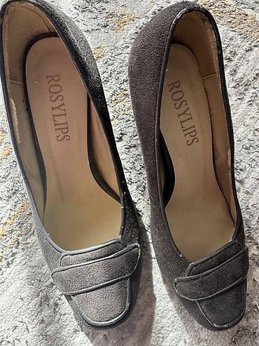 hoka кроссовки: Туфли-лодочки ROSYLIPS на устойчивом каблуке. - Модель: классические — 2