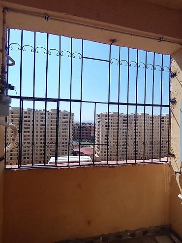 Dəmir barmaqlıq – balkon/pəncərə üçün - Material: qalın divarlı