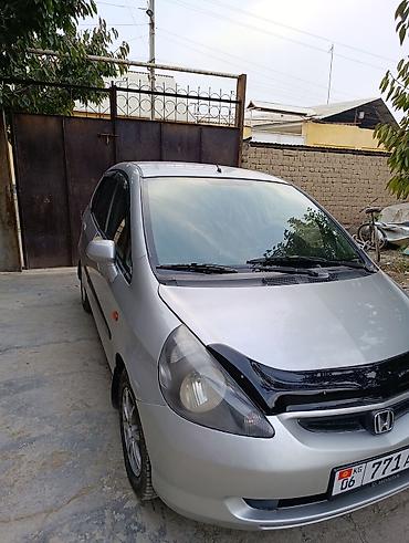 хонда истеп 1: Honda Jazz: 2002 г., 1.4 л, Кол менен иштөөчү, Бензин, Хетчбек — 1