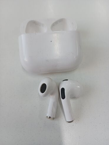 Другие аксессуары для мобильных телефонов: Продаю Airpods 1000сом зделаю 
скидку до 900сом