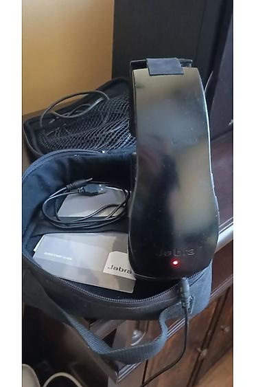 smartbook tablet: Jabra BT8030 – Bluetooth slušalice i prenosivi stereo zvučnik u jednom — 4