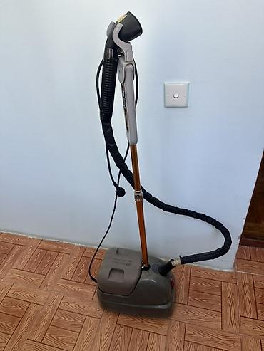 паровой утюг для вертикальной глажки в баку: Paltar buxar ütüsü – şaquli steamer - Güclü buxar çıxışı ilə köynək — 2