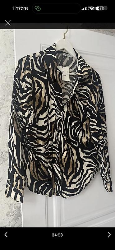 Брючные костюмы: Одежда женская, брала в Дубаи/Италии размер от s,m,l (до 44) новые и — 47