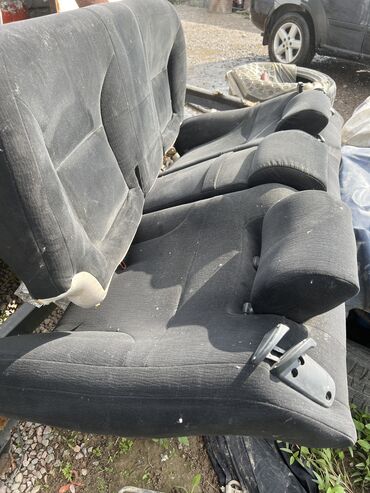 тайета ипсум: Заднее сиденье, Ткань, текстиль, Toyota 2004 г., Б/у, Оригинал, Япония
