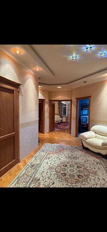 şeki: Bakı, Yeni Yasamal, 3 otaqlı, Köhnə tikili, m. İnşaatçılar, 117 kv. m — 6