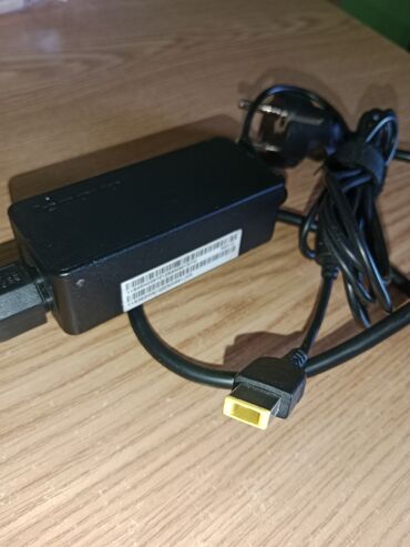 Adapteri i punjači za laptop: Lenovo Originalni punjač za laptop (AC Adapter). - Model: ADLX45NC3A — 8