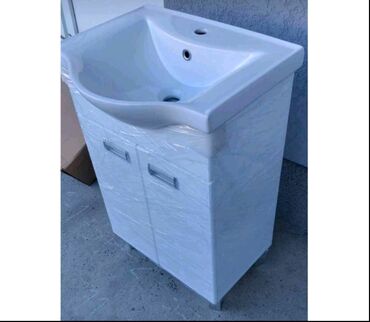 ormarić za piće: Lavabo ormaric jako lep model dostupan u 2 dimenzije lavabo 55cmx44cm