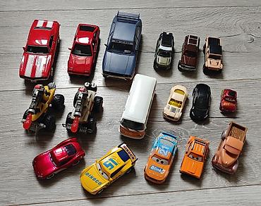 10line loto 4: Uşaq üçün die-cast və plastik oyuncaq maşınlar dəsti - Fərqli ölçü və — 1