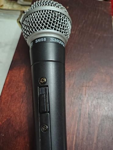 iphone notebook: Neumann KMS 100 və Shure SM58 mikrofonları - Neumann KMS 100: Səhnə — 3