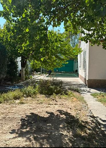Продажа домов: 5 комнат, 99 м², 5 соток, Бишкек, Собственник — 2