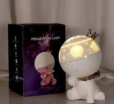 rustik lusteri: Čarobna rotirajuća dečija LED lampa - Zvezdano nebo Projektor — 1