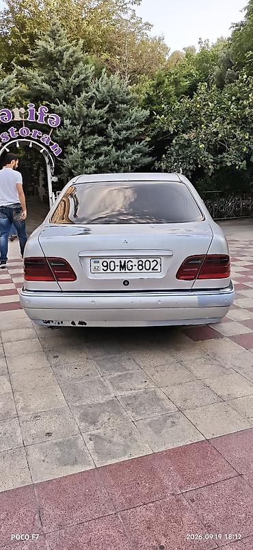 sernisin qazel: Mercedes-Benz E-Class (W210) sedan - Kuzov: 4 qapılı sedan, gümüşü — 5