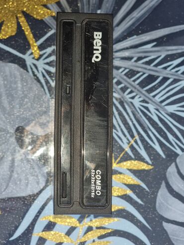 Kompüter ehtiyyat hissələri: BenQ CB523K 📀 CD-RW/DVD-ROM Drive 💽 CD yazır və oxuyur 📀 DVD oxuyur