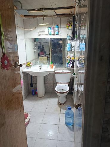 kiraye gence: Təcili satılır Nəsimi rayon 28 may metroya ve Nizami metroların tən — 7
