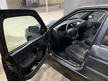 r 16: Ford Escort: 1998 г., 1.8 л, Механика, Бензин, Седан — 7