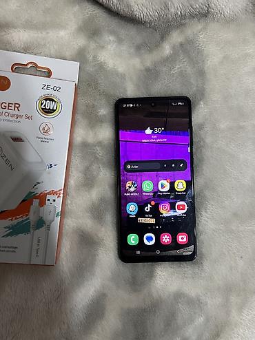 Мобильные телефоны и аксессуары: Samsung Galaxy A52, 128 ГБ, цвет - Черный, Сенсорный, Face ID — 2