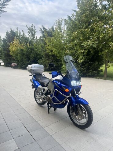 Motosikletlər: Honda - honda varadero 1000 1300 sm3, 2003 il, 28000 km