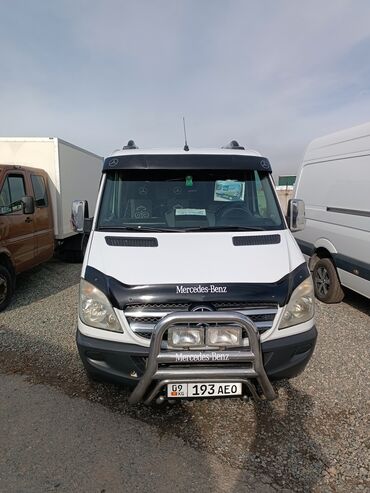 сапог мерседес бенз: Легкий грузовик, Mercedes-Benz, Стандарт, 3 т, Б/у