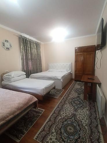 Посуточная аренда домов: 250 м², 8 комнат, Парковка, Балкон застеклен, Видеонаблюдение — 13