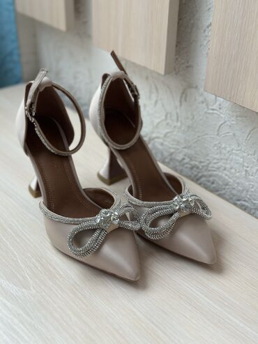 туфли с камушками: Туфли AURA SHOES, 38, түсү - Күрөң