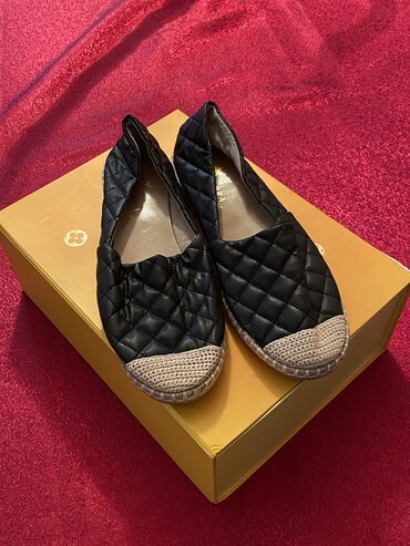 Женская обувь: Балетки, Размер: 38, цвет - Черный, Новый