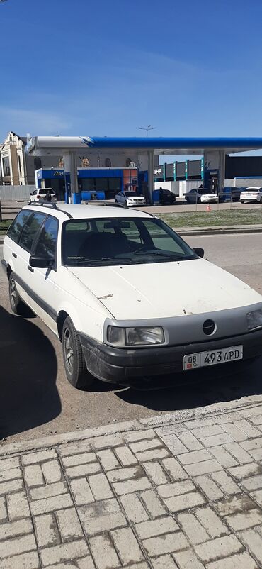 пасат белый: Volkswagen Passat: 1990 г., 1.8 л, Механика, Бензин, Универсал