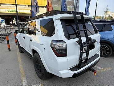 off roud: Toyota 4Runner: 2020 г., 4 л, Типтроник, Бензин, Внедорожник — 2