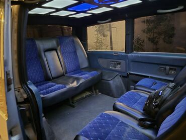 Mercedes-Benz: Mercedes-Benz Vito: 2.2 l | 2000 il Van/Minivan — 4