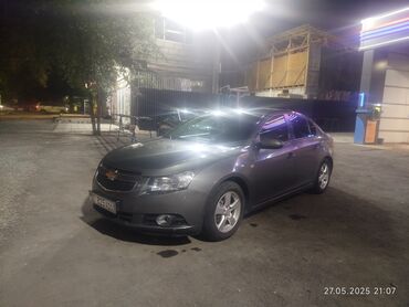 Chevrolet: Chevrolet Cruze: 2010 г., 1.8 л, Автомат, Газ, Седан
