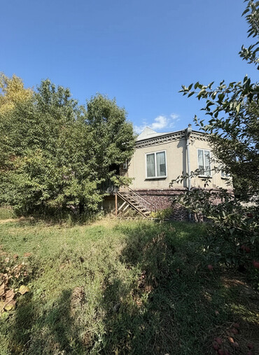 Продажа домов: Дом, 220 м², 9 комнат, Собственник, Старый ремонт — 1