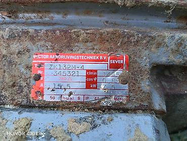 vaz radiator: Məhsul: Sənaye elektrik mühərrikləri (şkivli) 22.kv 3000 obarod 7.5 — 6